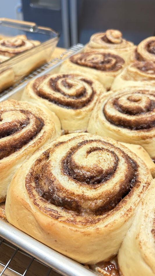 Cinnamon Rolls (6 Pack)